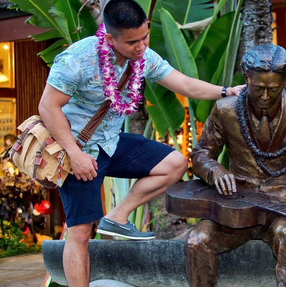 Short Sleeve Button-up Bundle - Picture 6 of 7